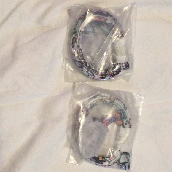 Two New Vera Bradley lanyards in Maddalena Paisley Soft NWT - Picture 4 of 5